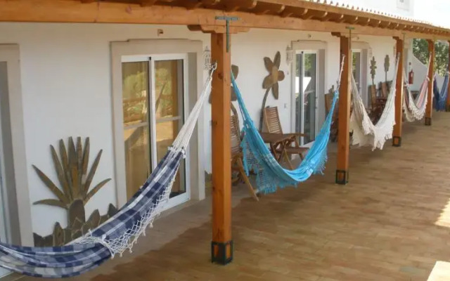Отель Monte da Bravura Green Resort вид на фасад