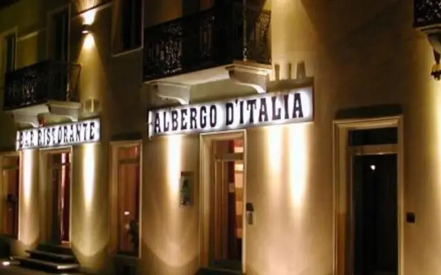 Отель Albergo D'italia вид на фасад