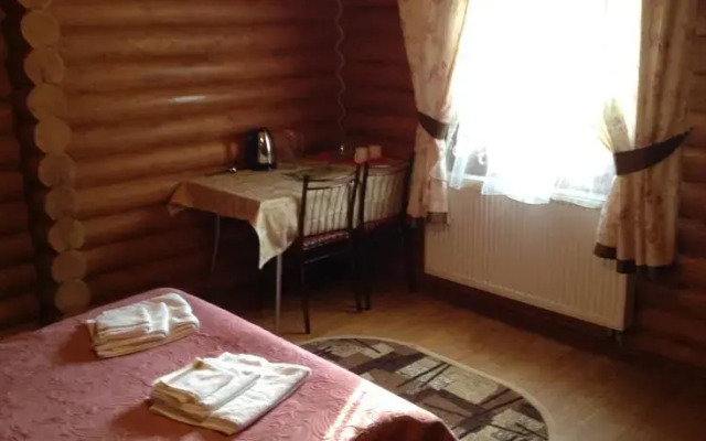 Гостиница Guest House Shayanochka Хуст комната для гостей