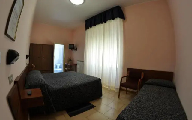Hotel Esedra *** Фьюджи комната для гостей