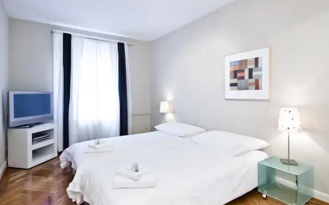 Апартаменты Jenatsch Apartments комната для гостей