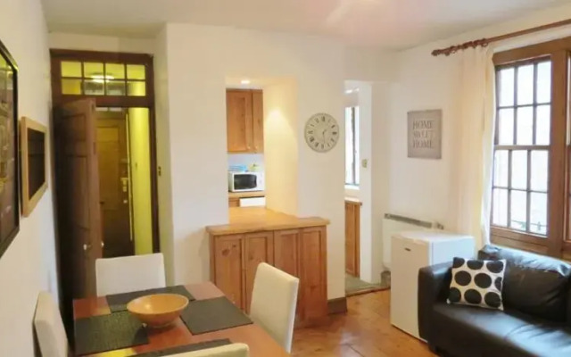 Отель Flat 13. Marshall Street комната для гостей