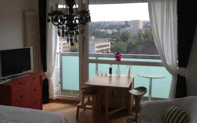 Отель Cityappartement im Herzen der Stadt Германия, Дрезден - отзывы, цены и фото номеров - забронировать отель Cityappartement im Herzen der Stadt онлайн комната для гостей