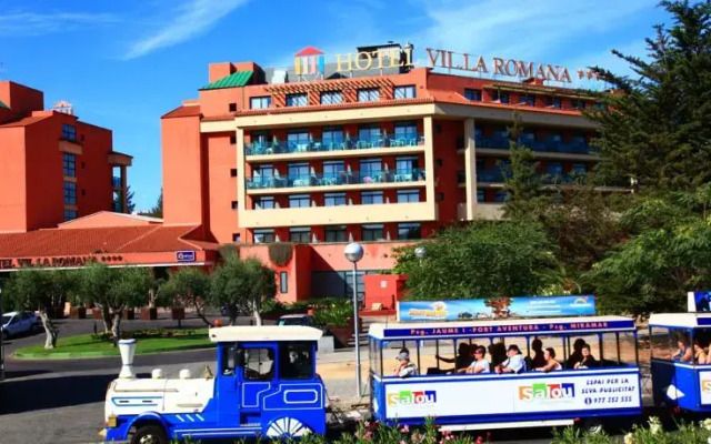 Отель Ohtels Vila Romana Испания, Салоу - 5 отзывов об отеле, цены и фото номеров - забронировать отель Ohtels Vila Romana онлайн вид на фасад