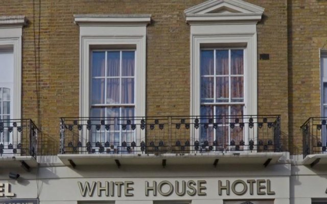White House Hotel 1