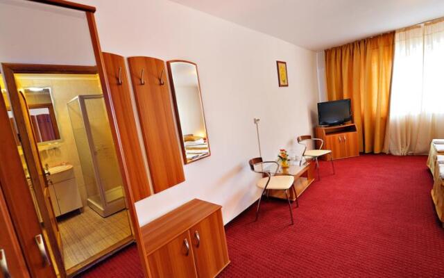 Motel Confort In Valea Doftanei Romania From 294 Photos