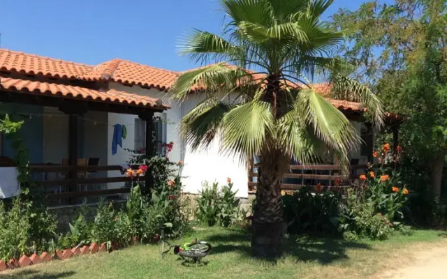 Отель Malama Rooms вид на фасад