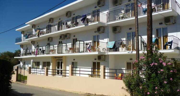 Alexandros Guest House