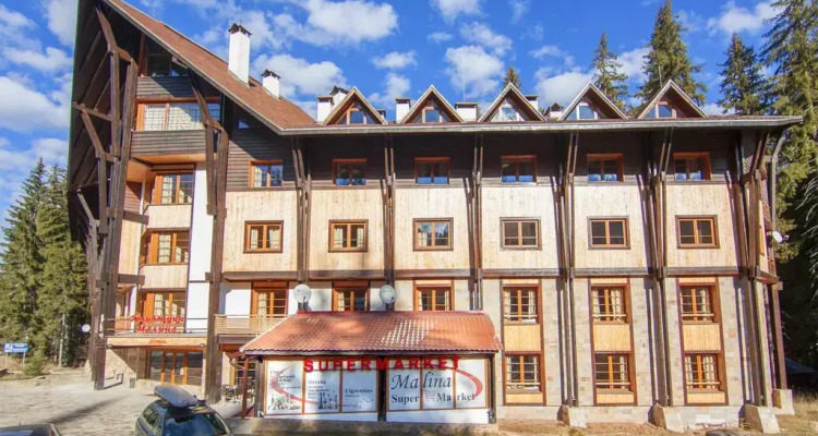 Malina Holiday Village