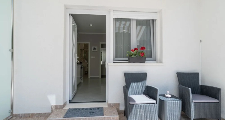 Drop In Split Suites