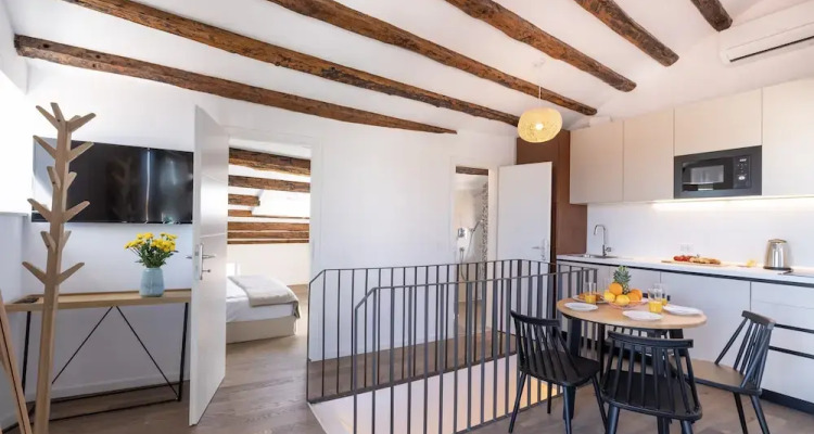 The View Apartment Old Town by Irundo