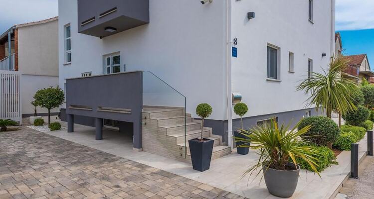 Apartment Karla Jedan