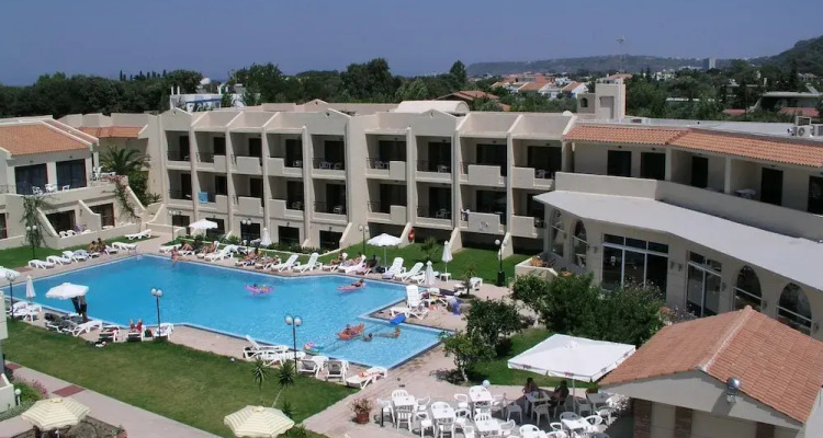Summerland Hotel & Bungalows