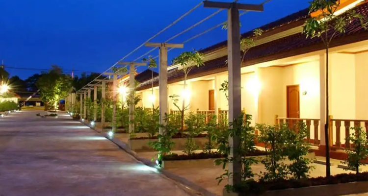 Oasis Resort