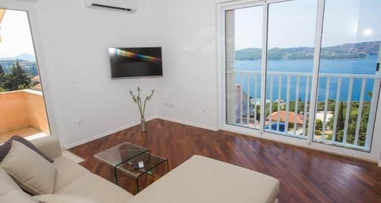 Apartments Nina Orasac