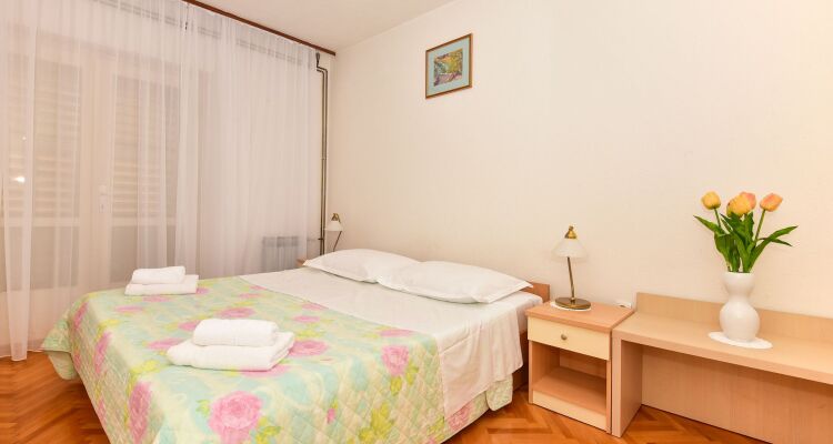 Apartment Pet 300 M From Beach