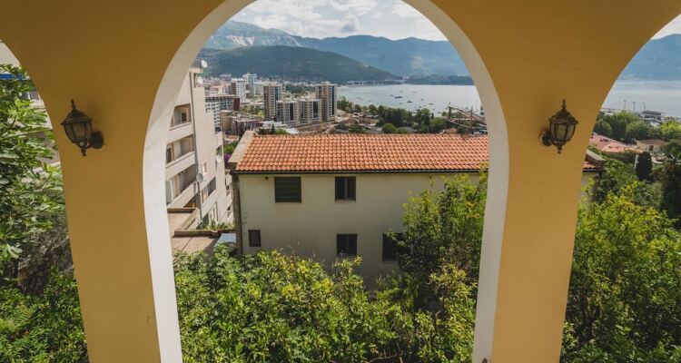 Apartments Villa Ana