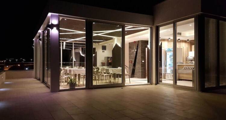 Perla Luxury Hotel