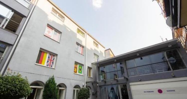 Whole Wide World Hostel