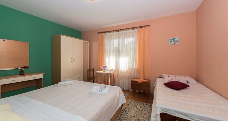 Apartment Desa