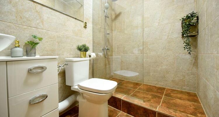 Neo-renaissance & Unique Apt Best Location