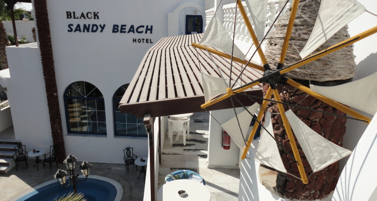 Black Sandy Beach