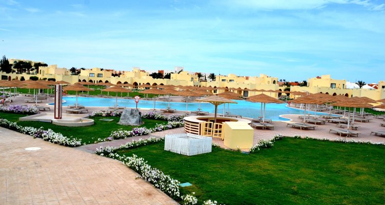 Tia Heights Makadi Bay Hurghada Hotel