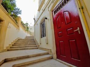 Apartment In Castle City Of Baku, фото 1