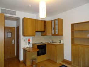 Studios 2 Let Serviced Apartments - Cartwright Gardens, фото 18