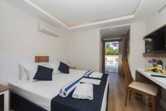 Amore Hotel Teki̇rova, фото 4