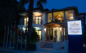 Amore Hotel Teki̇rova