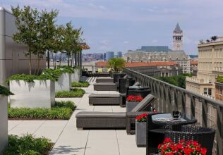 Bluebird Suites in Penn Quarter, фото 21