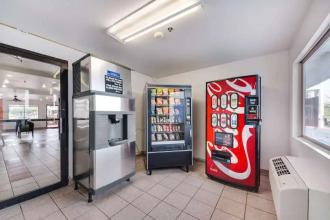 Motel 6 Brownsville North, фото 10 Motel 6 Brownsville North, фото 10