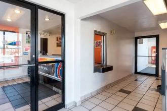 Motel 6 Austin South - Airport, фото 9 Motel 6 Austin South - Airport, фото 9