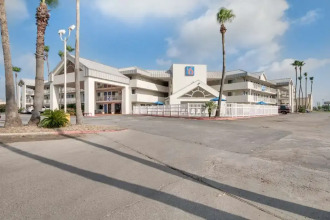 Motel 6 Brownsville North, фото 17 Motel 6 Brownsville North, фото 17