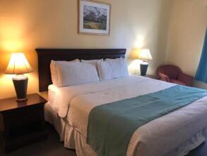 Deluxe 6 Inn & Suites, фото 5 Deluxe 6 Inn & Suites, фото 5