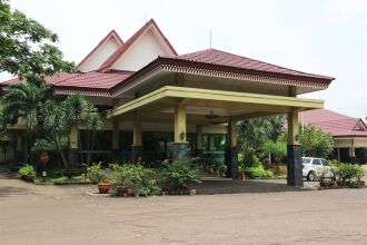 Desa Wisata Hotel - Hostel