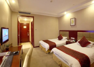 MYMOON, фото 2 MYMOON, фото 2