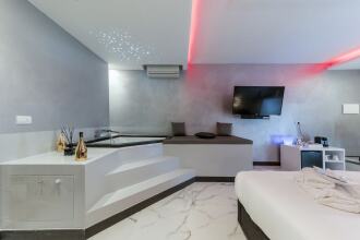 Comola Luxury Suite, фото 9