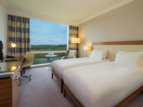 Hilton Reading, фото 2