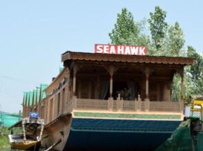 Sea Hawk Group Of Houseboat