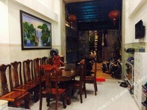 Quang Hong Phat Apartment