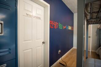 Wanderstay Houston Hostel