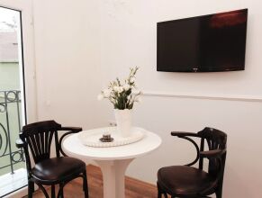 The White Swan Suites Beyoglu, фото 27