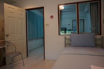 Baan Taweesuk Guest House, фото 11