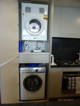 5 Star Luxury Beachfront Apartment, фото 44