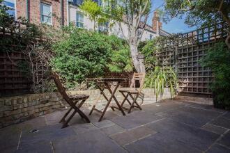 Bright Spacious 3 Bed Family Home In Shepherd's Bush, фото 16