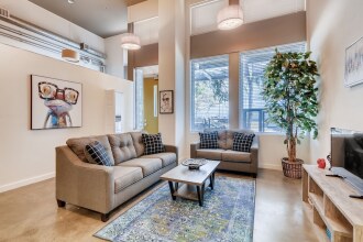 Gorgeous 3 BR Loft In Heart of Gaslamp