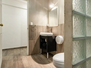 OYO Hotel Halley, фото 42 OYO Hotel Halley, фото 42