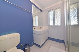 Redcliff Home Close to City & Airport, фото 13